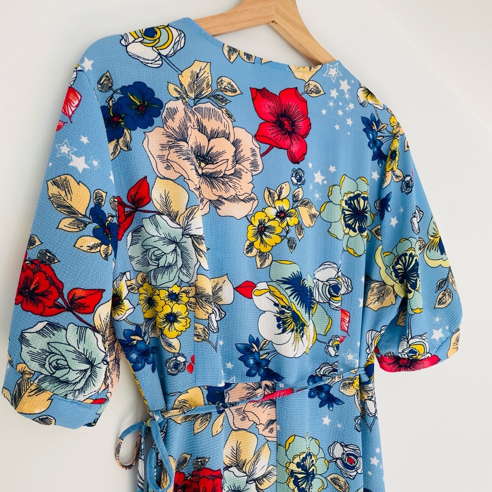 Love J 1X floral wrap dress. - Picture 7 of 8
